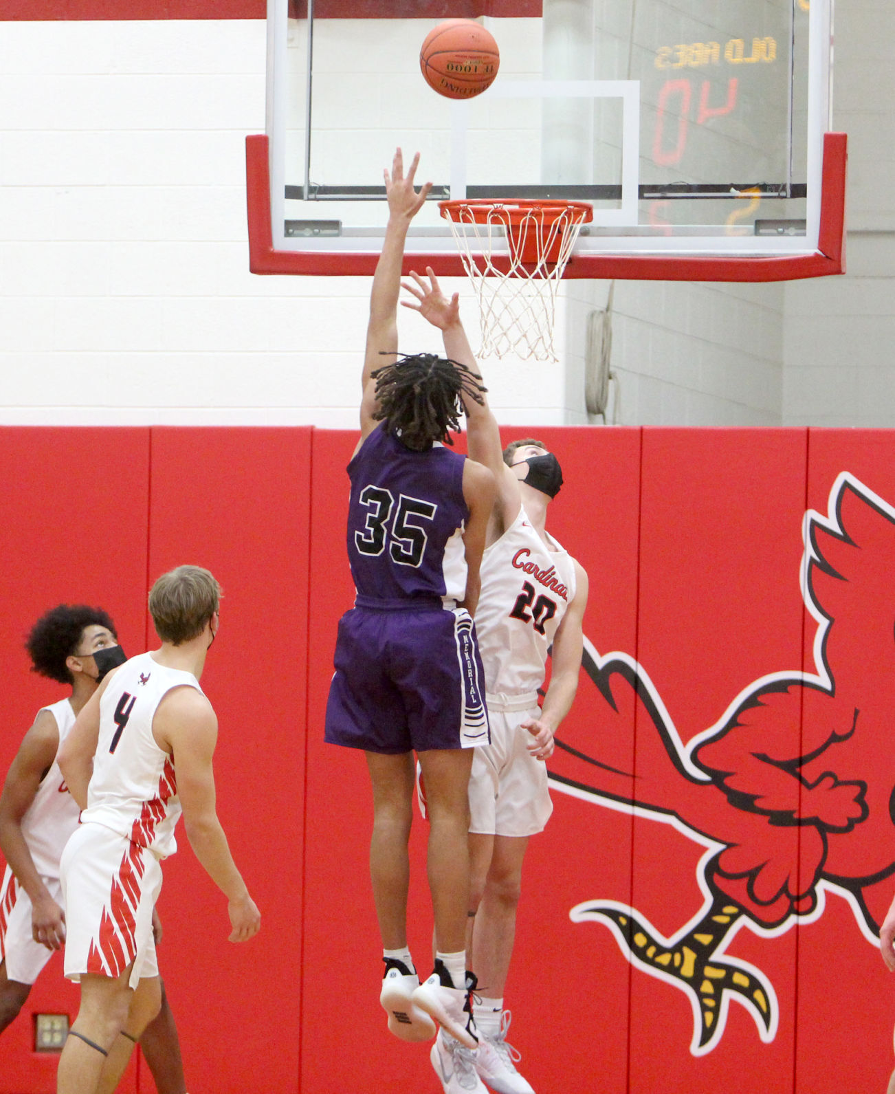 Eau Claire Memorial at Chi-Hi boys basketball 1-8-21